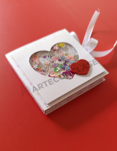 Mini Álbum de fotos con Shaker Corazón